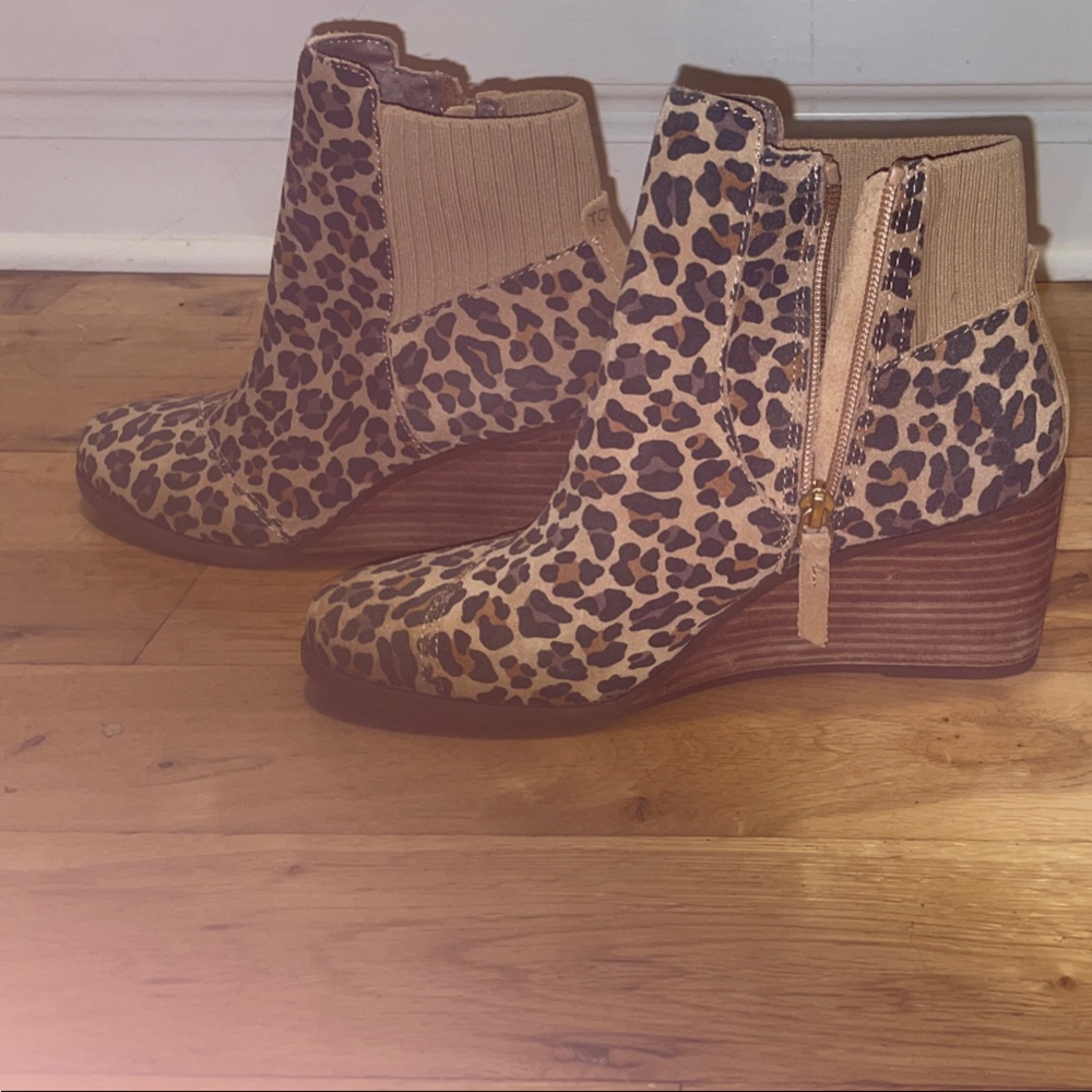 Toms Leopard Print Wedge Ankle Boots